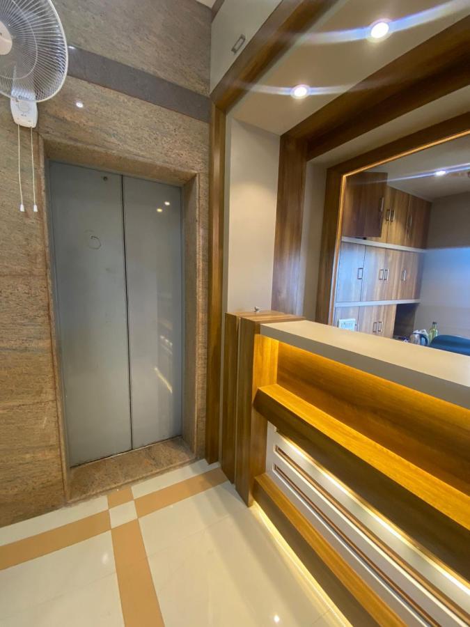 Hotel Bkc Crown - Near Trade Centre, Visa Consulate Mumbai Luaran gambar